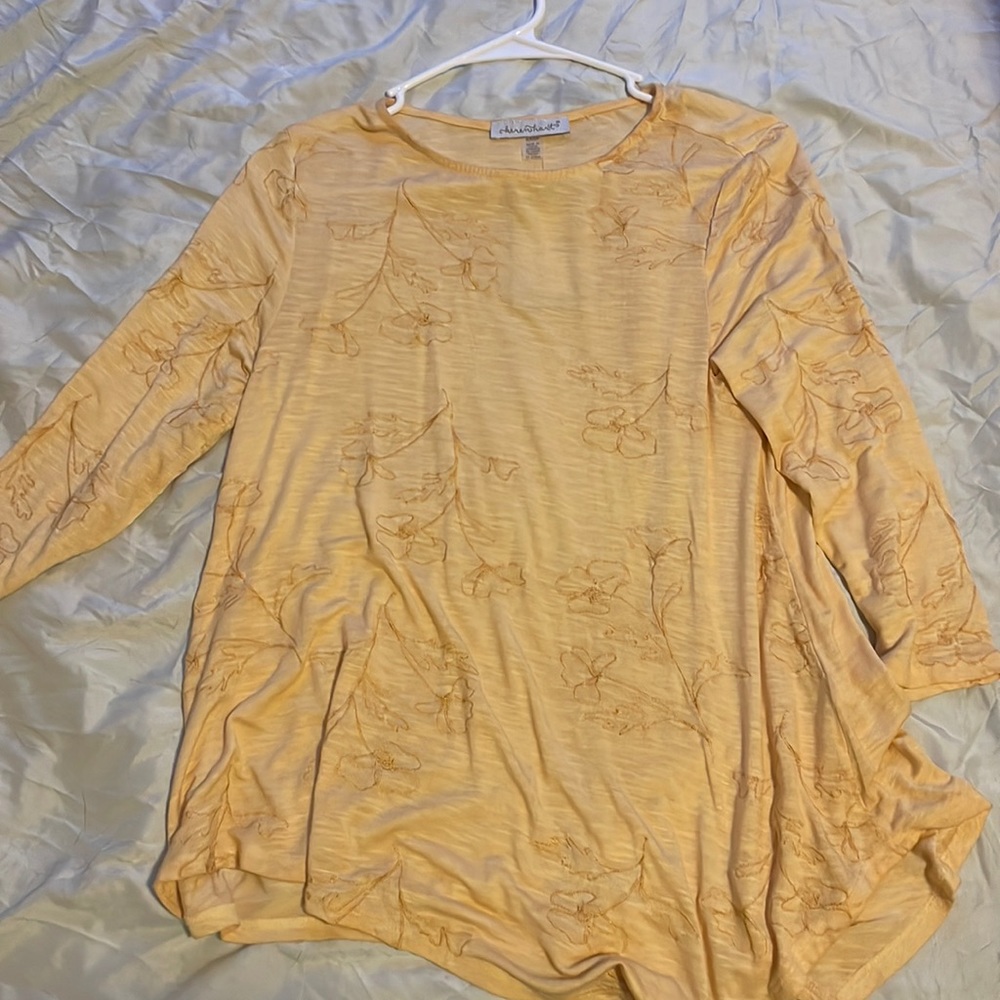 Long sleeve, nice top.